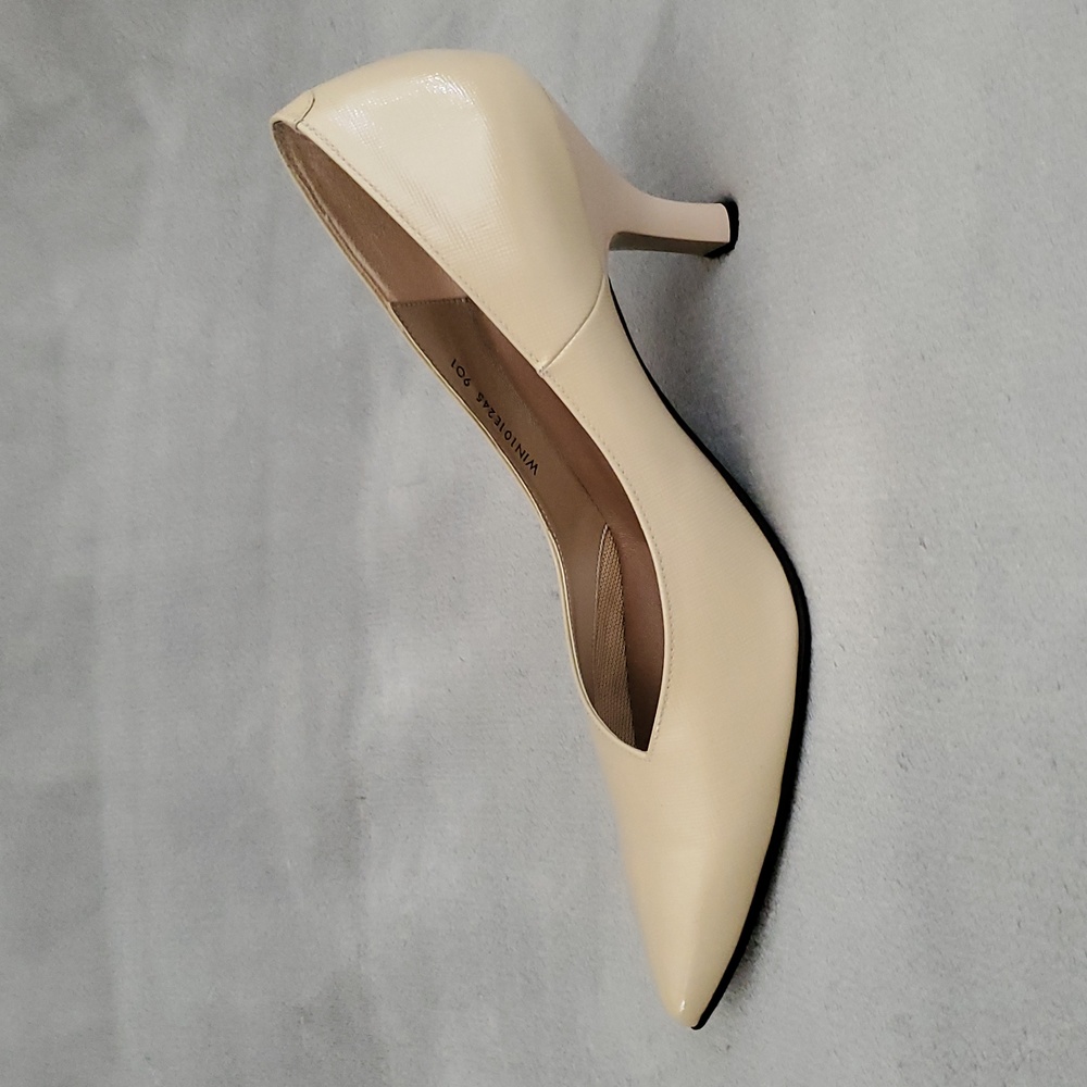 🆕️ WACOAL Success Walk 3D Padded Insoles Cream Pump Heels JAPANESE SIZE: 24½ E